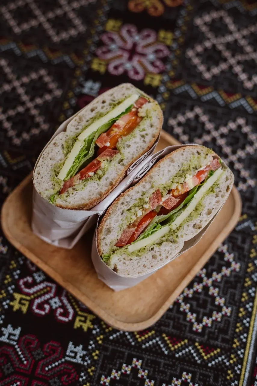 Pesto Sandwich